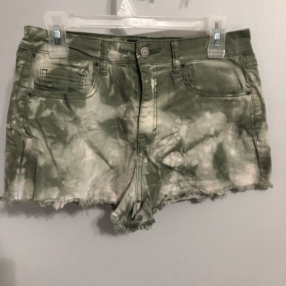 Aeropostale green and white jean shorts